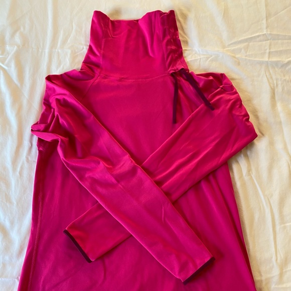 Nike Other - Nike⚡️DRIFIT hot pink active long sleeve SZ L